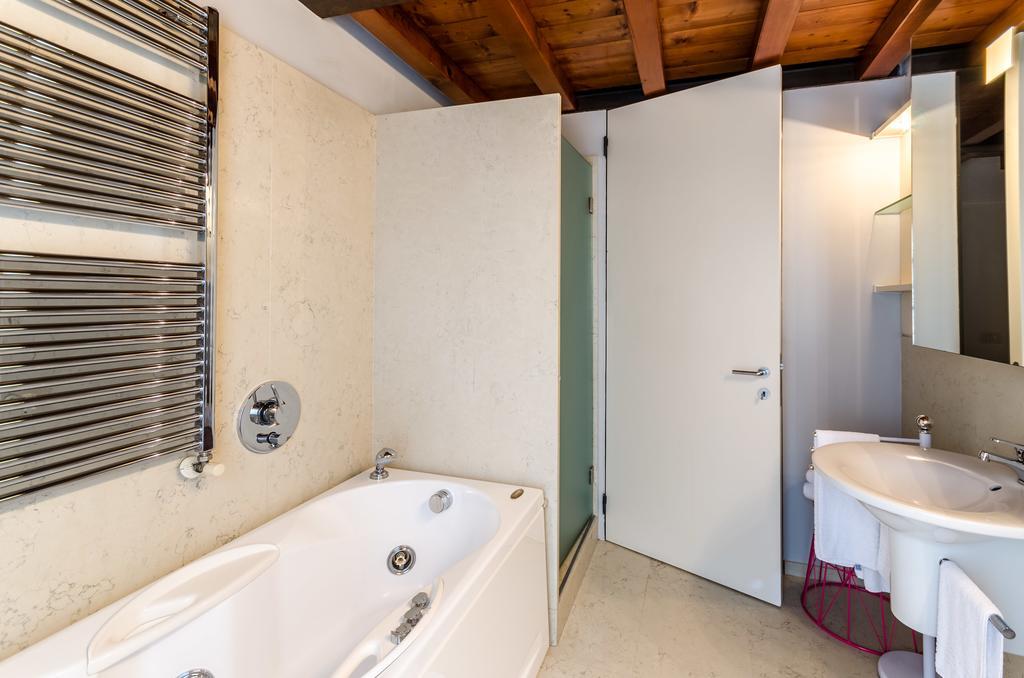 Duomo Guesthouse Piacenza Szoba fotó